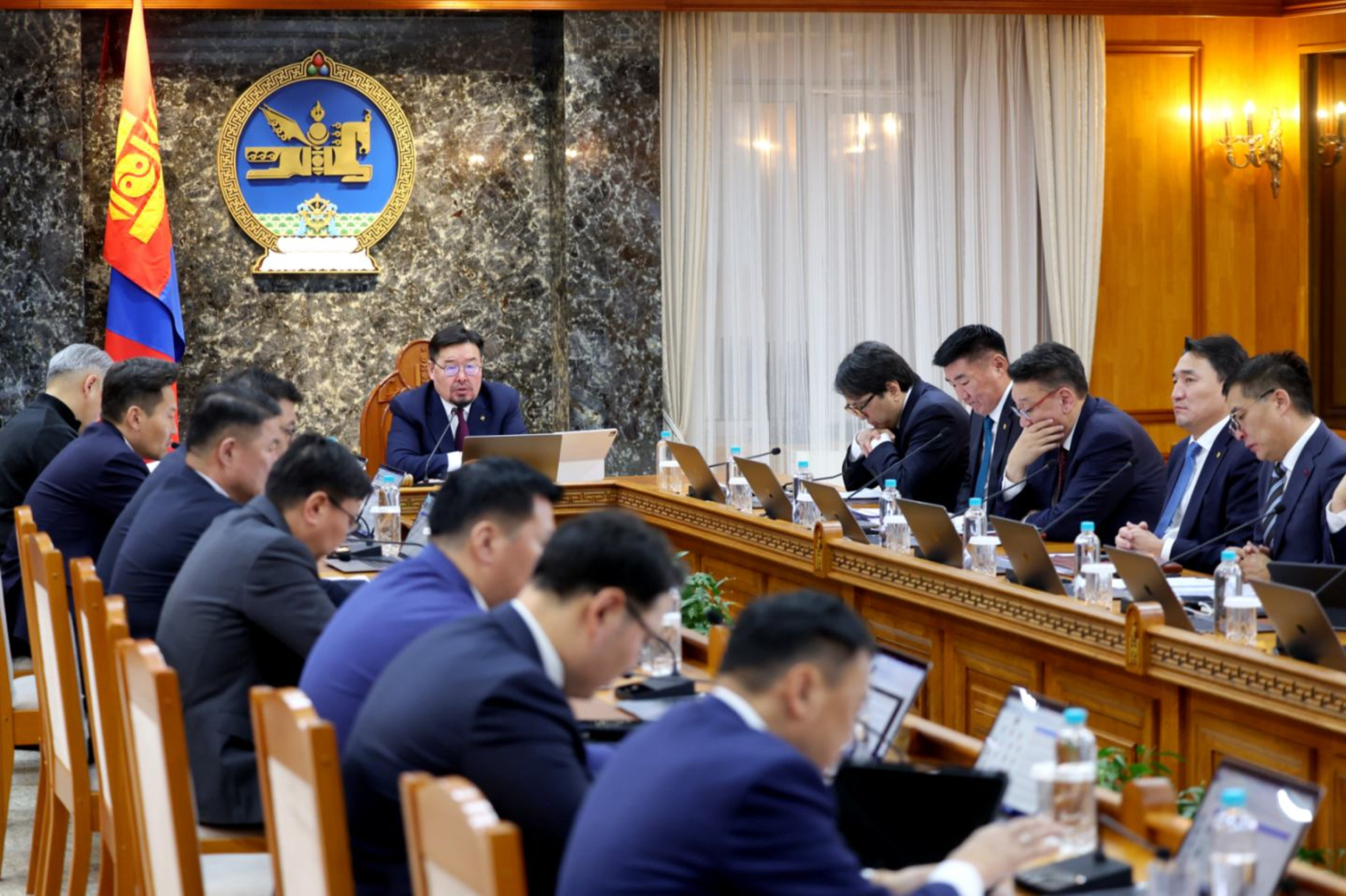 Импортлох, экспортлох согтууруулах ундааны чанар, аюулгүй байдалд хяналт тавина